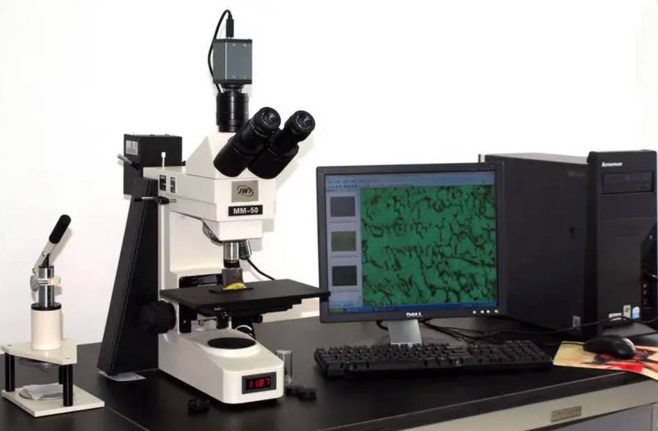 高德注册金相显微镜的特点